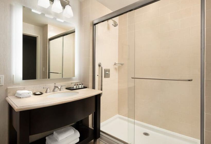 חדר קלאב, Sheraton Garden Grove  Anaheim South