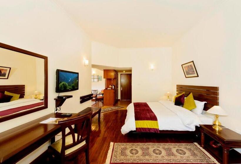 سوییت, Solang Valley Resort