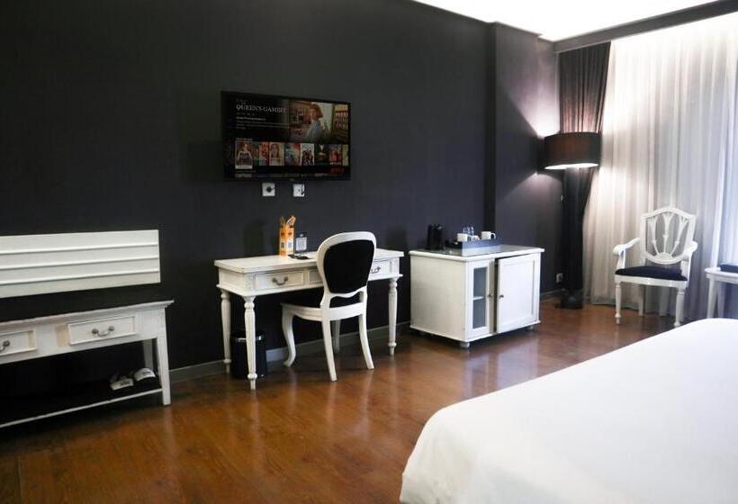 디럭스 룸, Stark Boutique Hotel And Spa