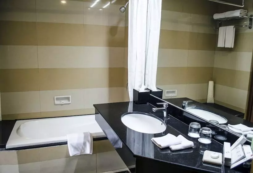 اتاق اجرایی, Swiss Belhotel Maleosan Manado