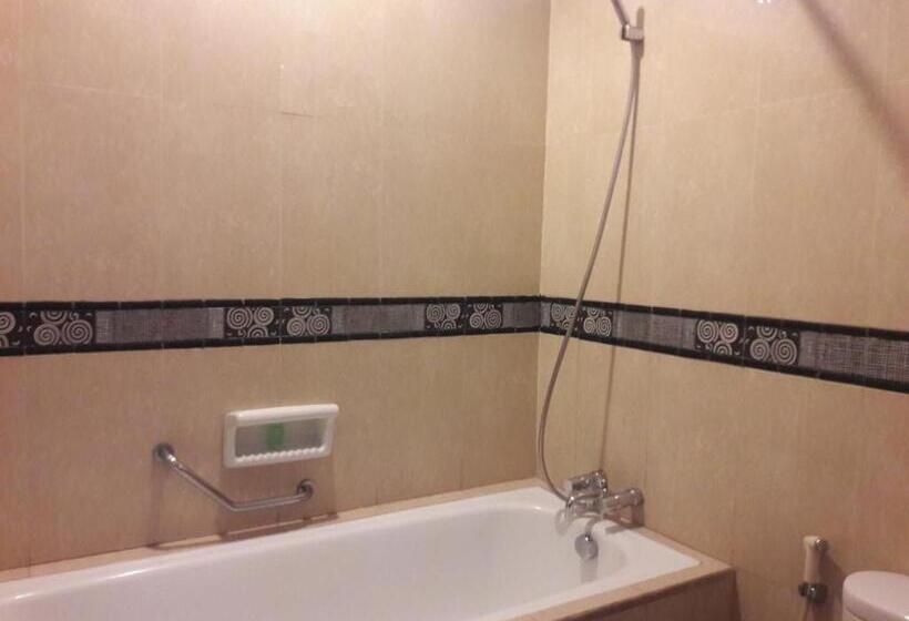 패밀리 룸, The Radiant Hotel & Spa