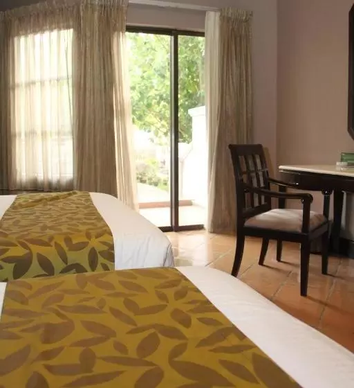 اتاق لوکس, Thistle Port Dickson