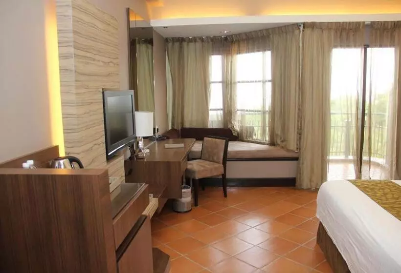 اتاق لوکس با تخت بزرگ, Thistle Port Dickson