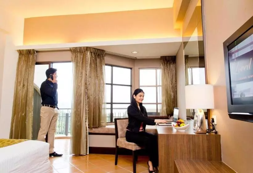اتاق لوکس با تخت بزرگ, Thistle Port Dickson