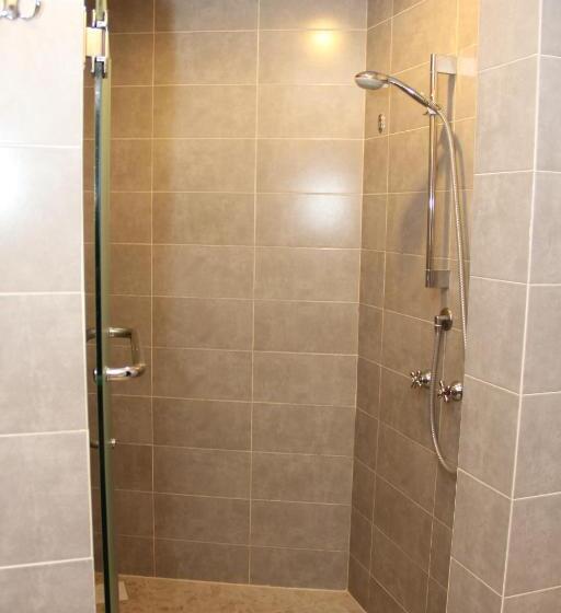 家庭间, Thistle Port Dickson