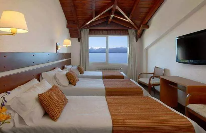 اتاق استاندارد سه نفره, Tirol