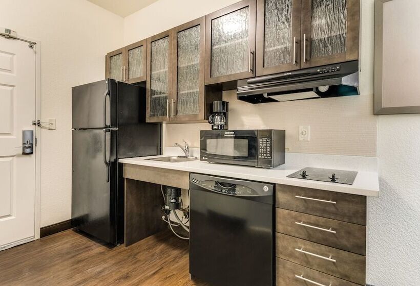 إستوديو قياسى, Candlewood Suites Portland Airport, An Ihg