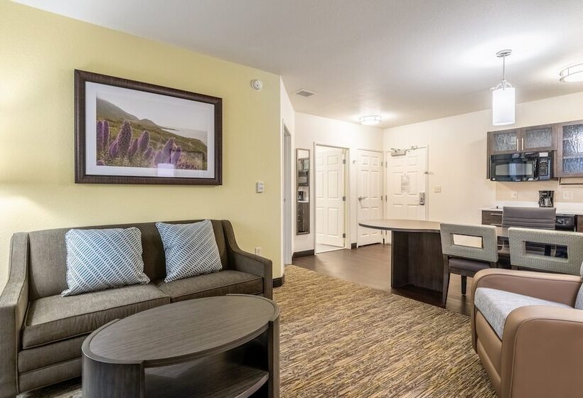 스위트, Candlewood Suites Portland Airport, An Ihg