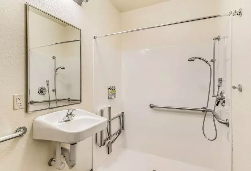 身障者適用スイートルーム, Candlewood Suites Portland Airport, An Ihg