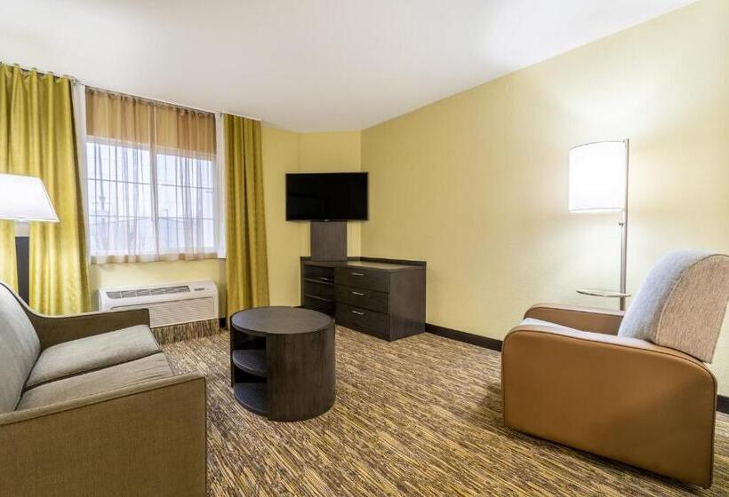 جناح, Candlewood Suites Portland Airport, An Ihg