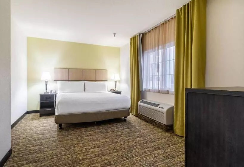 デラックススイート, Candlewood Suites Portland Airport, An Ihg