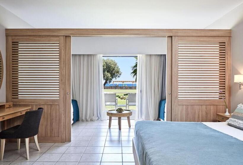 סוויטת ג'וניור נוף לים, Atlantica Beach Resort Kos