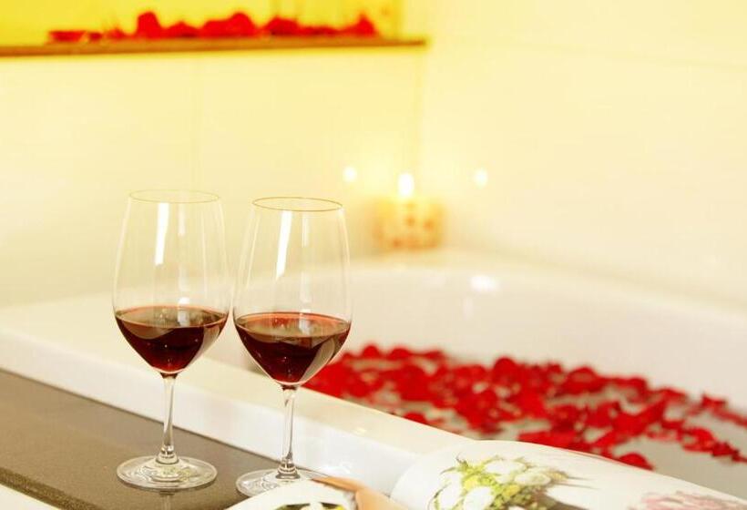 سوییت, Dong Khanh