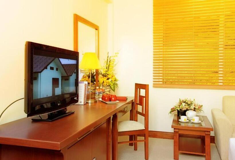 اتاق سوپریور, Dong Khanh