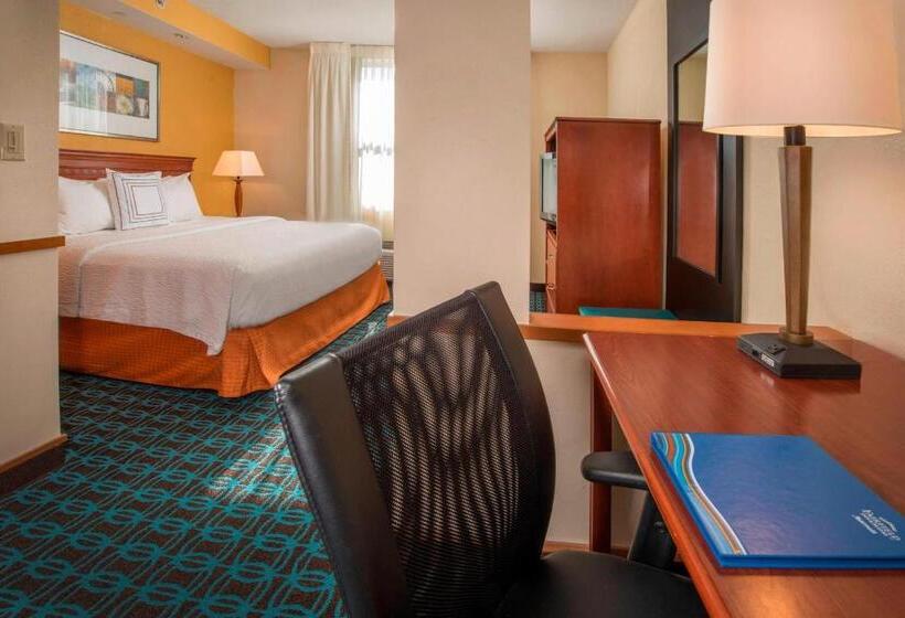 Студио Базик, Fairfield Inn & Suites By Marriott Williamsburg