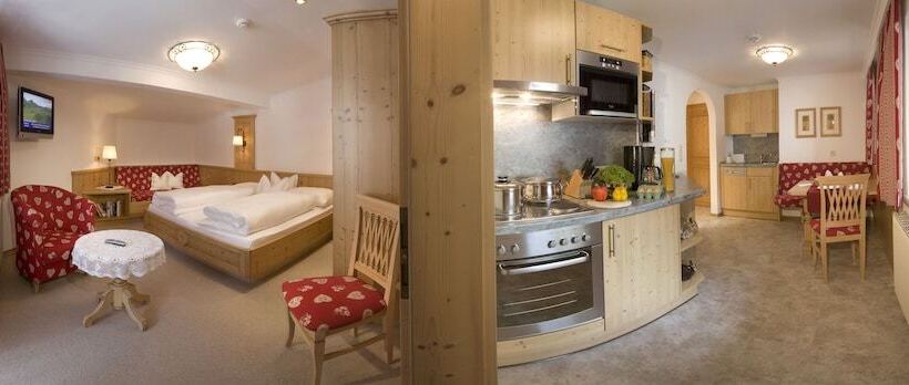 标准工作室带阳台, Garni Jakober