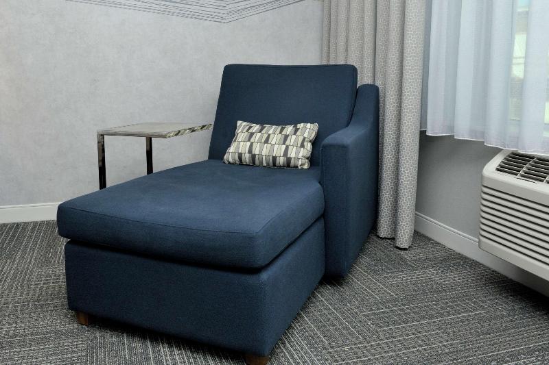 غرفة قياسية مزوَّدة بشُرفة, Hampton Inn & Suites St. Augustine Vilano Beach