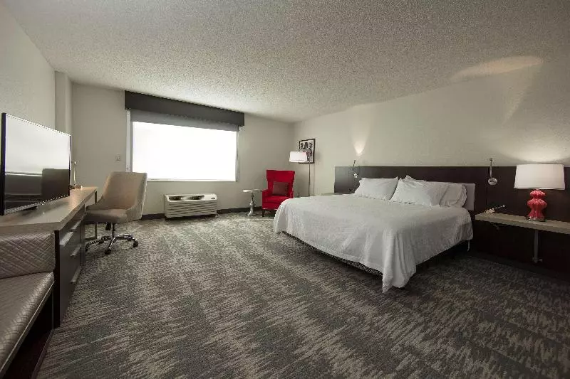 Standard-huone King-vuode, Hilton Garden Inn Athens Downtown