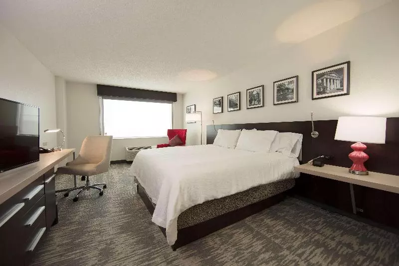 Standard-huone King-vuode, Hilton Garden Inn Athens Downtown