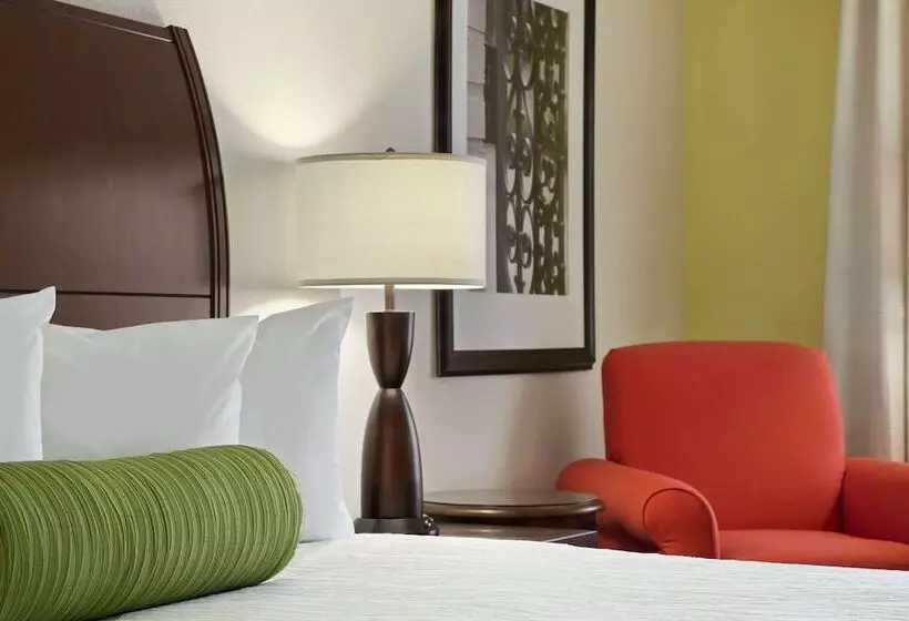 プレミアムルーム, Hilton Garden Inn Hoffman Estates