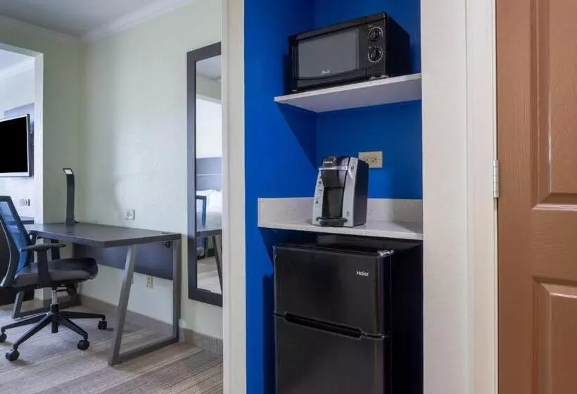 Standard-huone, Holiday Inn Express   Coventry S   West Warwick Area, An Ihg
