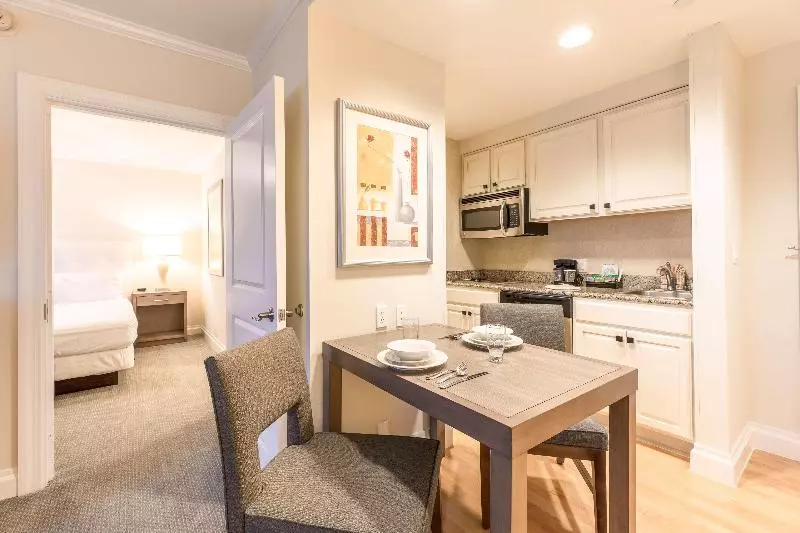 キングサイズベッドのスイートルーム, Homewood Suites By Hilton Palm Beach Gardens