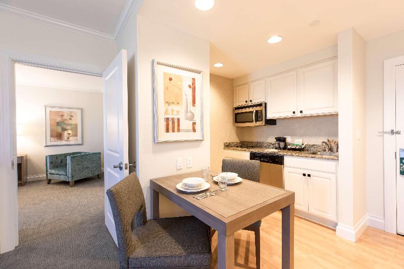 Люкс 2 Спальни, Homewood Suites By Hilton Palm Beach Gardens
