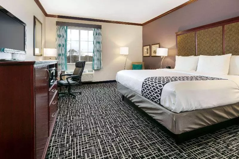 キングサイズベッドのスタンダードルーム, La Quinta By Wyndham Lindale
