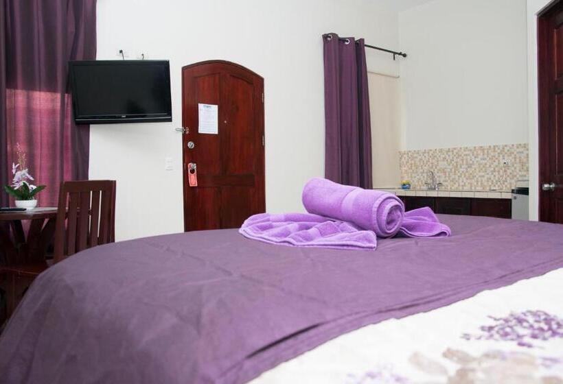 ジュニアスイート, Las Brisas Resort And Villas