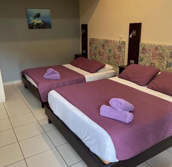 ファミリーステューディオ, Las Brisas Resort And Villas