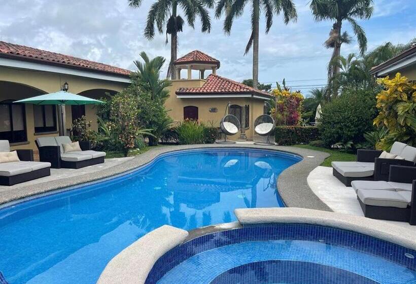 プールビュースイート, Las Brisas Resort And Villas