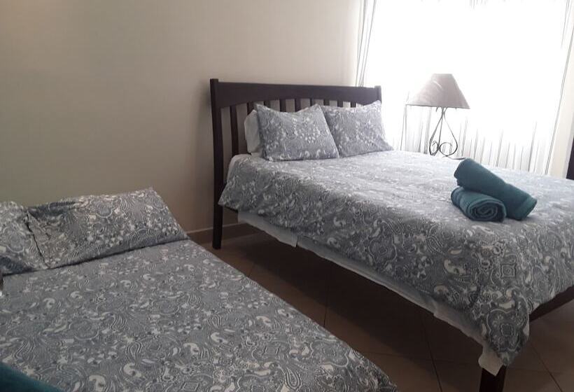 スリーベッドルーム　ヴィラ, Las Brisas Resort And Villas