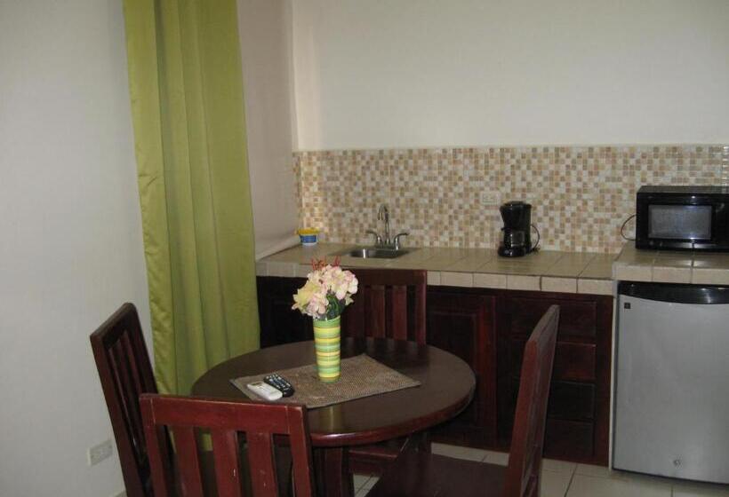 سوییت جونیور, Las Brisas Resort And Villas