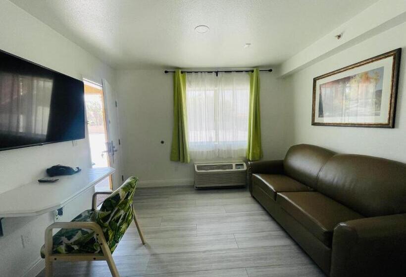 스위트, Loma Linda Inn