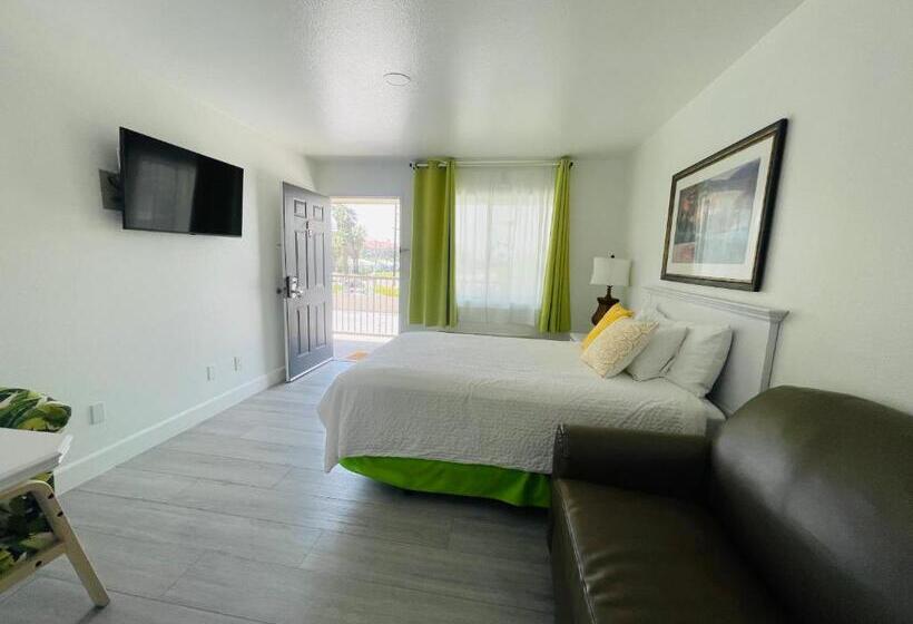 스탠다드 룸 더블 침대, Loma Linda Inn