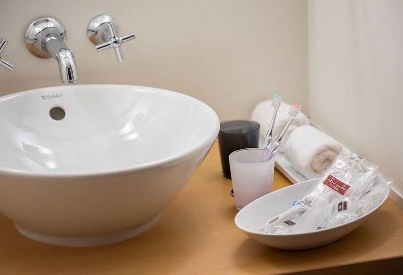 Номер Стандарт Трехместный, Mitsui Garden Hotel Kyoto Sanjo