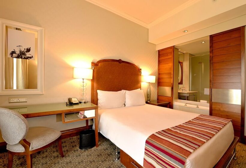 غرفة سوبيريور, Pivot Hotel Montecasino