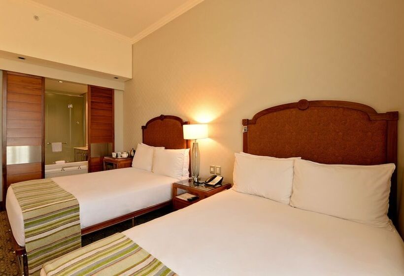 غرفة سوبيريور, Pivot Hotel Montecasino