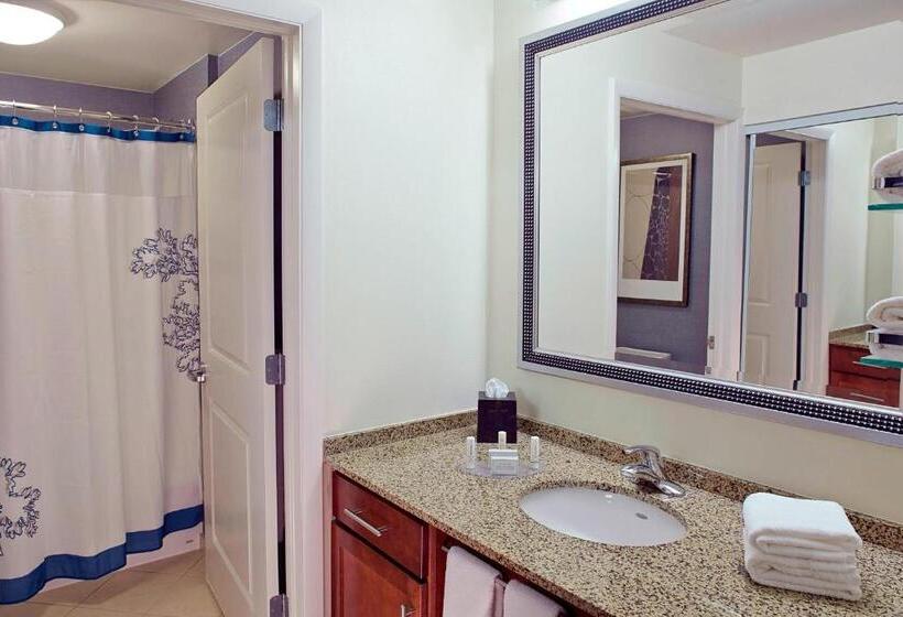 Люкс 2 Спальни, Residence Inn By Marriot Clearwater Downtown