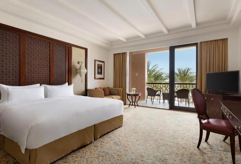 キングサイズベッドのデラックスルーム, Shangri La Al Husn, Muscat - Adults Only Resort