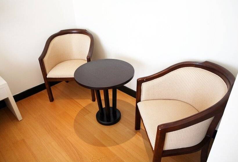 수피리어 룸, Sintesa Peninsula Hotel Manado