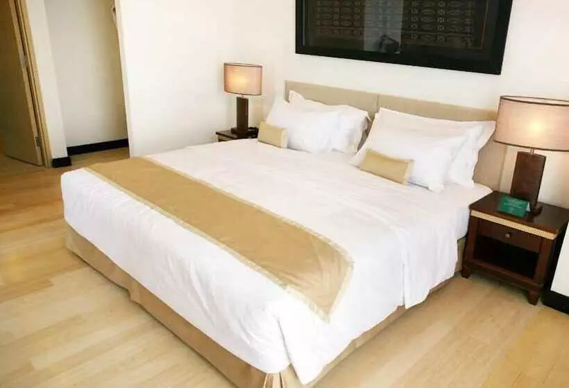 سوییت لوکس, Sintesa Peninsula Hotel Manado
