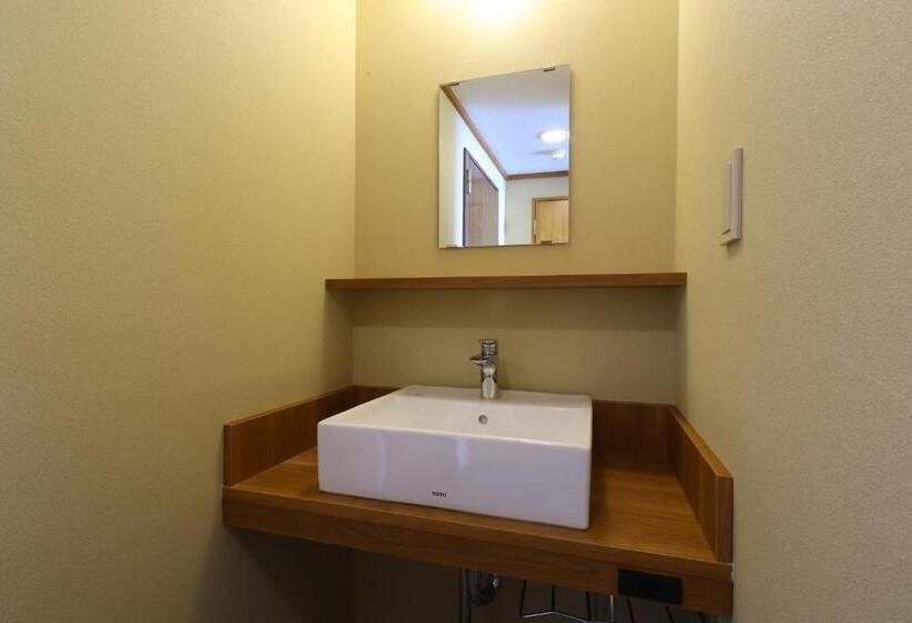 חדר סטנדרט, Suwakoen