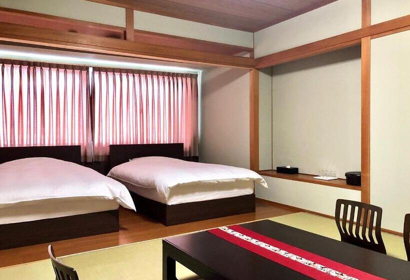 Pokój Czteroosobowy Superior, Takasago