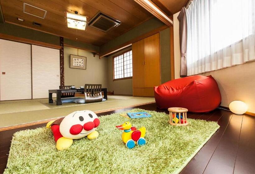 Pokój Rodzinny, Takasago