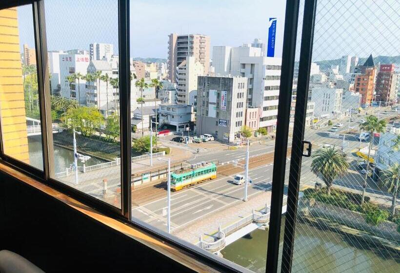 Pokój Czteroosobowy Deluxe, Takasago