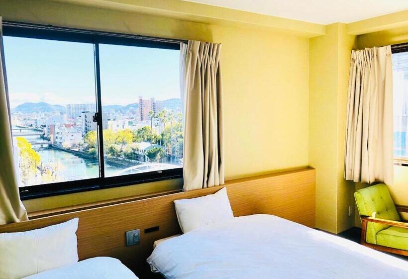 Pokój Ekonomiczny, Takasago