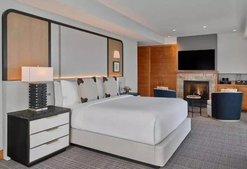 Club Room King Bed, The Ritz Carlton, Lake Tahoe