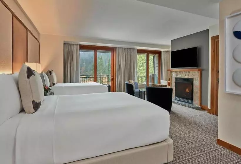 Deluxe Room Mountain View, The Ritz Carlton, Lake Tahoe