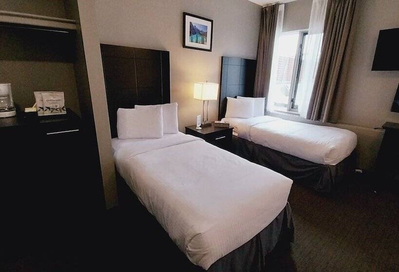 家庭间, King Edward Hotel